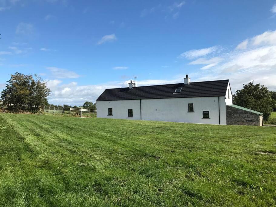 Mournes Family Cottage With Hot Tub Hilltown Eksteriør billede