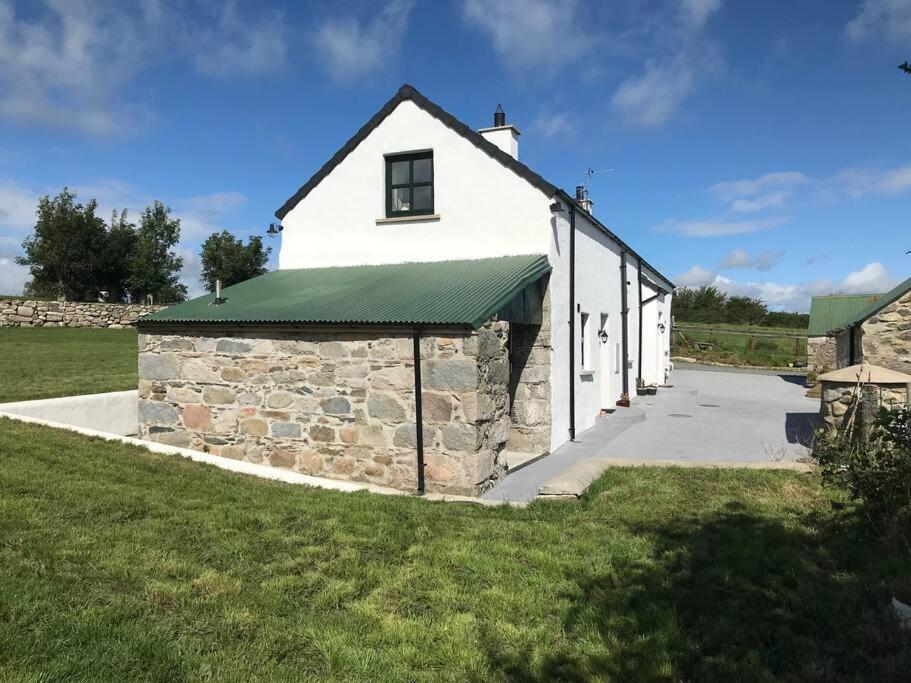 Mournes Family Cottage With Hot Tub Hilltown Eksteriør billede