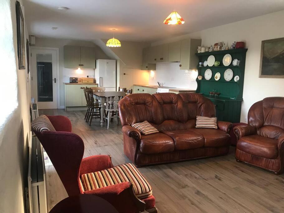 Mournes Family Cottage With Hot Tub Hilltown Eksteriør billede