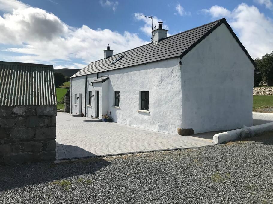 Mournes Family Cottage With Hot Tub Hilltown Eksteriør billede