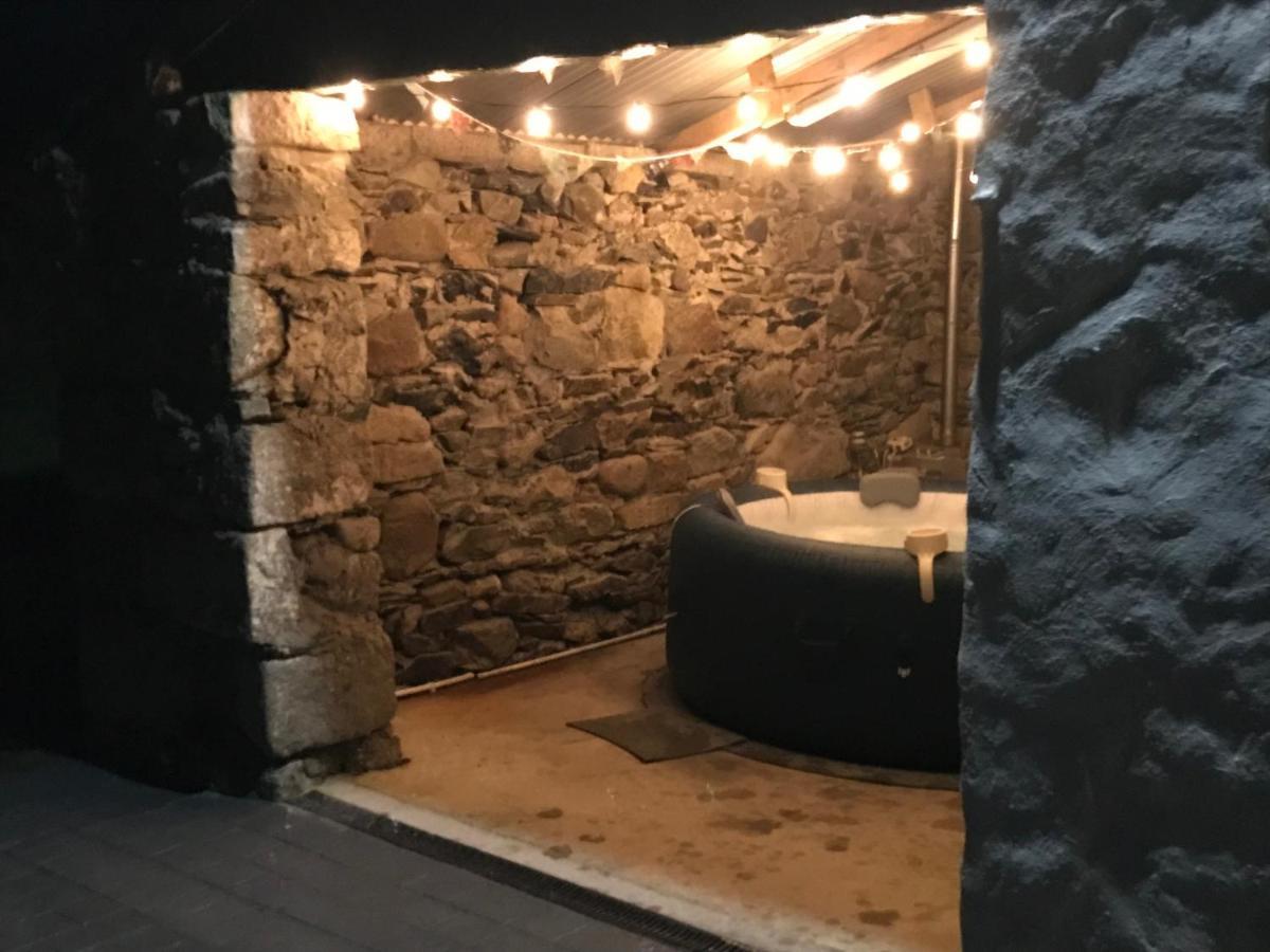 Mournes Family Cottage With Hot Tub Hilltown Eksteriør billede
