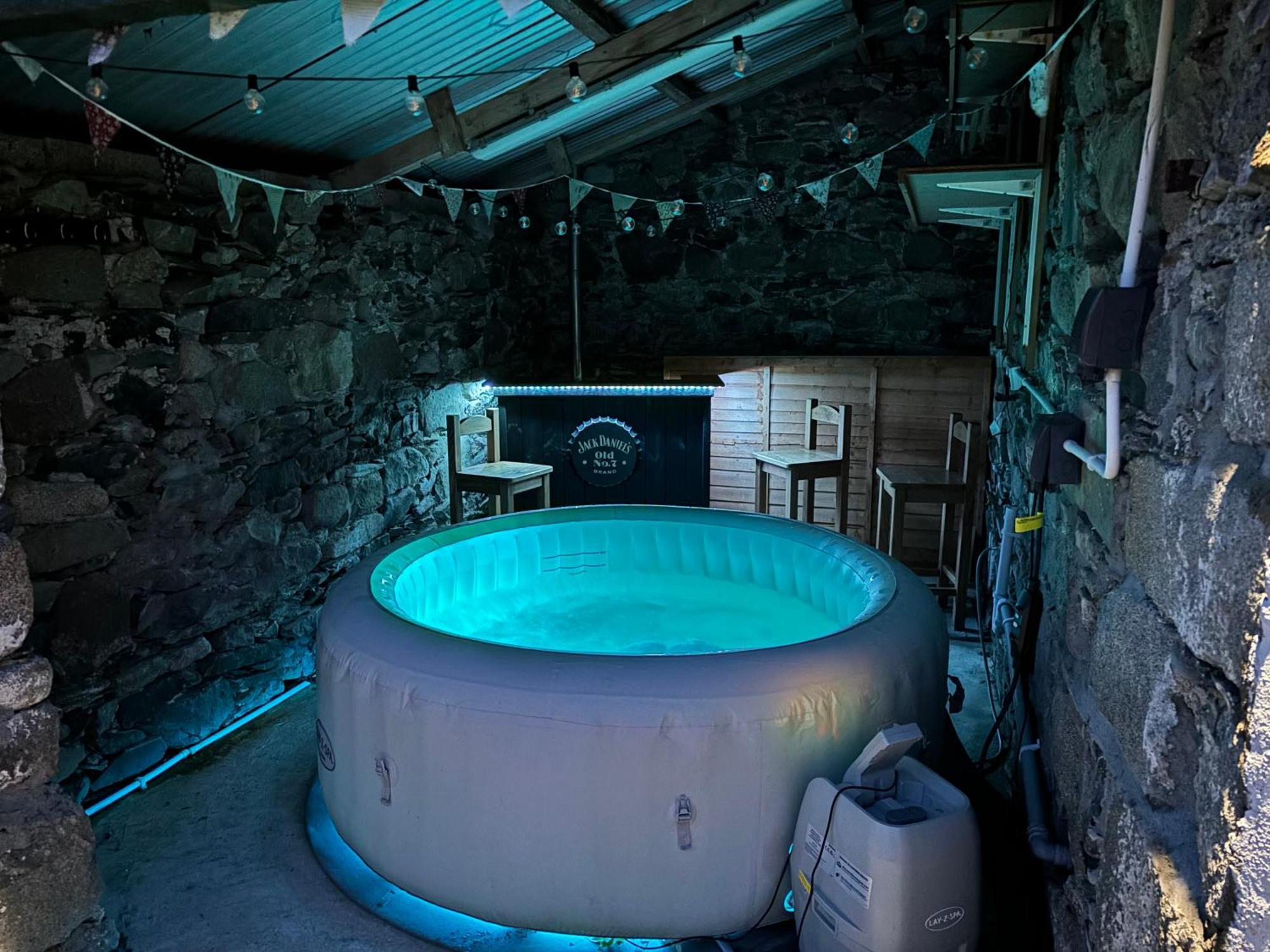 Mournes Family Cottage With Hot Tub Hilltown Eksteriør billede